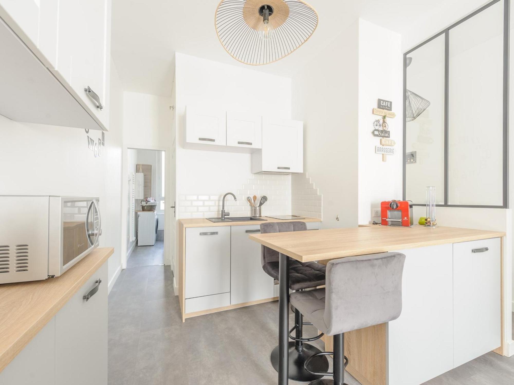Studio Renove Au Coeur De La Rochelle, Marche A 25M, 2 Personnes, Wifi - Fr-1-535-43 ลาโรแชล ภายนอก รูปภาพ